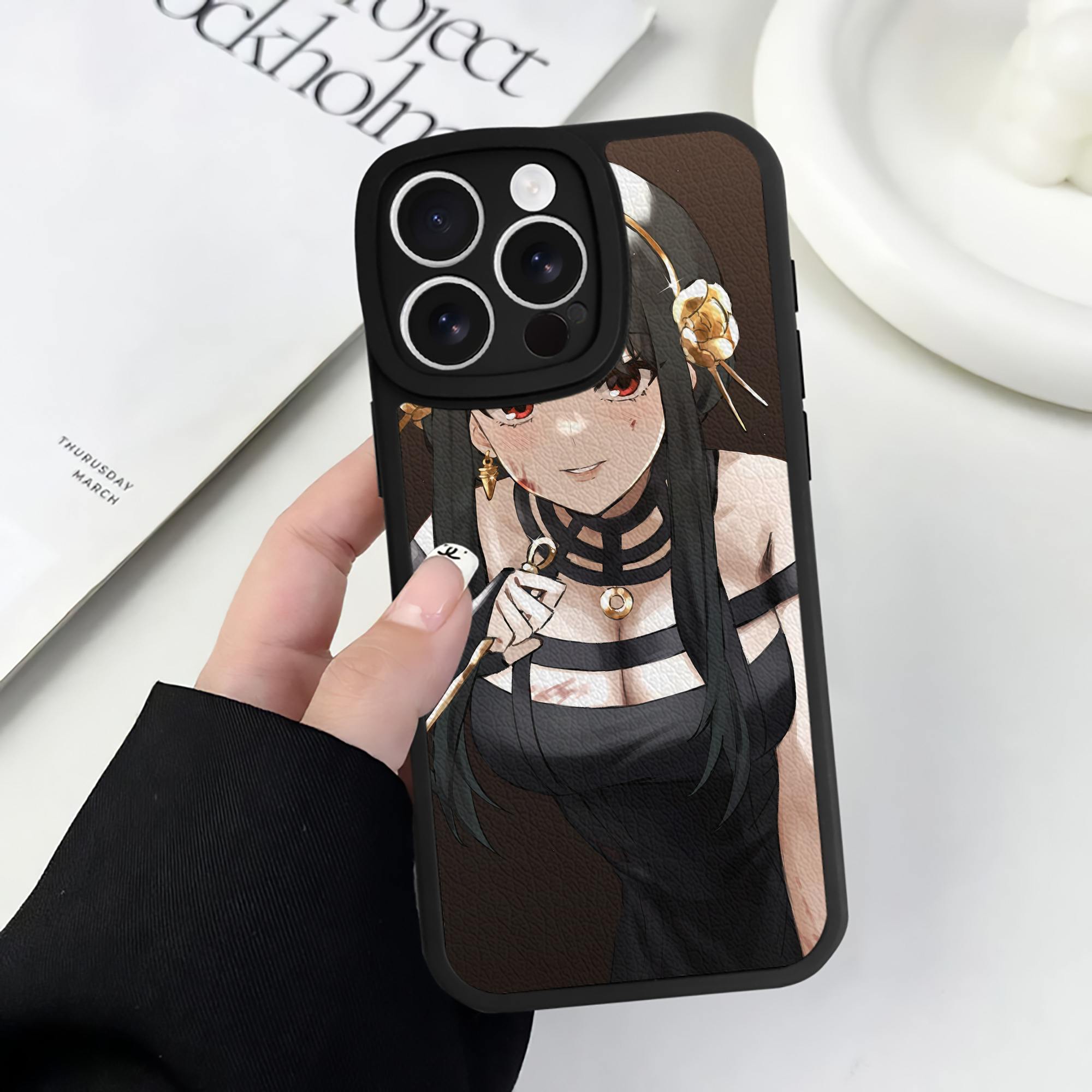 （画像用） SPY×FAMILY间谍家家酒 【iPhone 16シリーズ対応】シリコンスマホケース（レザー調） 材質：シリコン